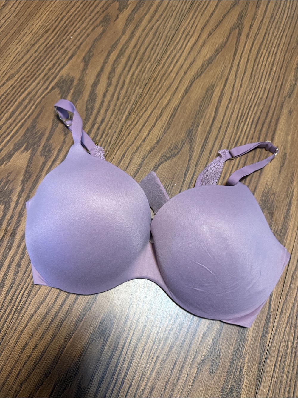 Victoria's Secret Lilac Molded T-Shirt Bra
